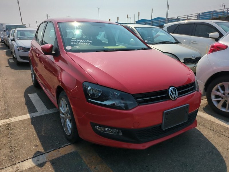 VOLKSWAGEN	POLO
