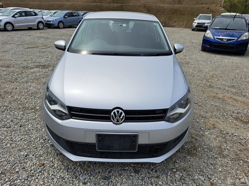 VOLKSWAGEN	POLO