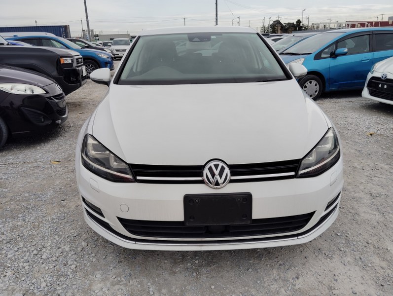 VOLKSWAGEN	GOLF