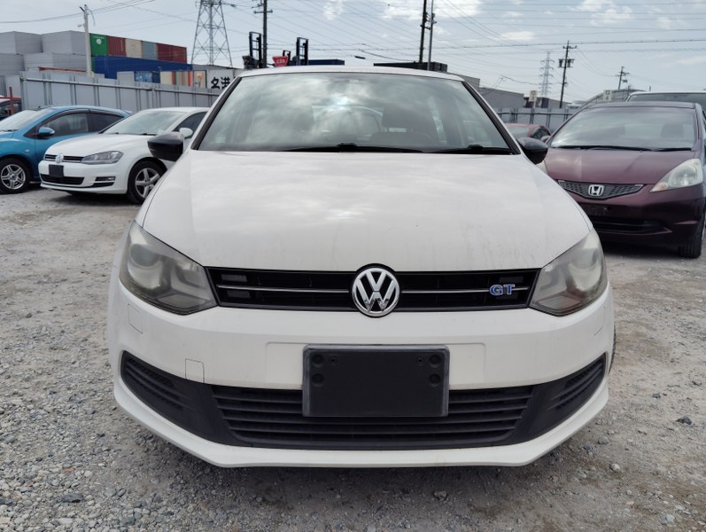 VOLKSWAGEN	POLO
