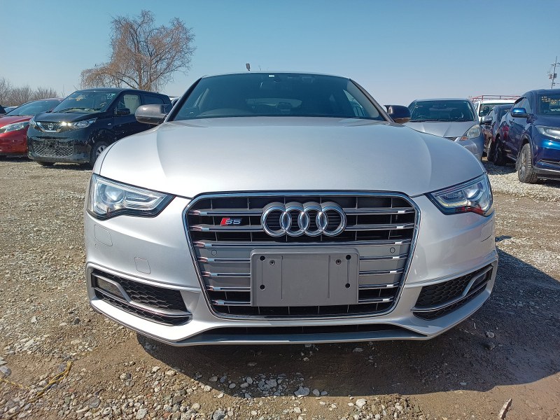 AUDI S5
