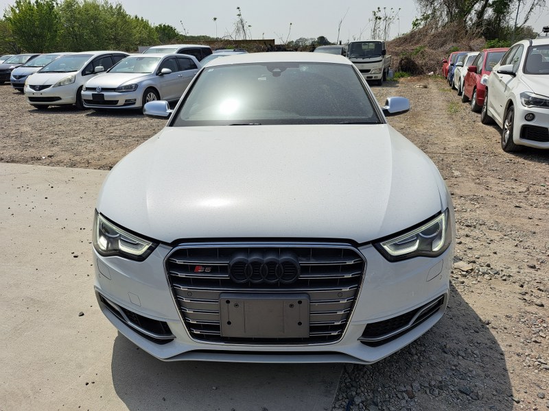 AUDI S5