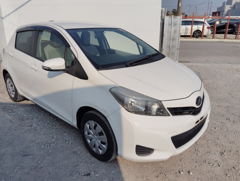 TOYOTA	VITZ