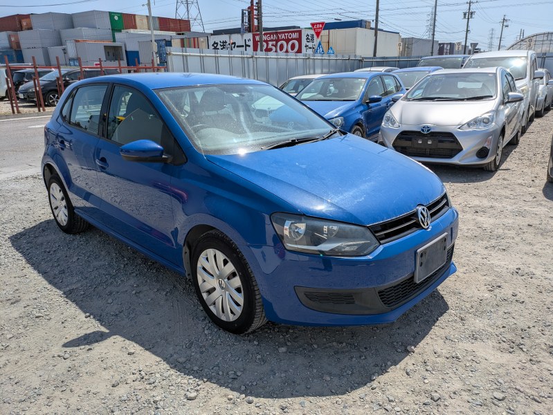 VOLKSWAGEN	POLO