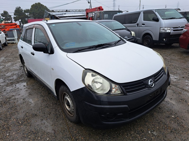 NISSAN AD VAN