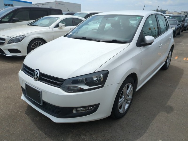 VOLKSWAGEN	POLO