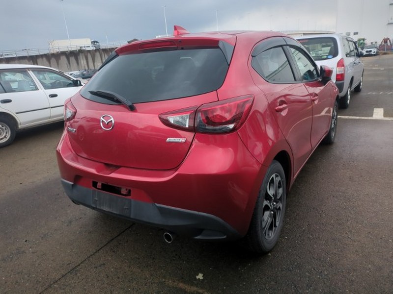 MAZDA	DEMIO