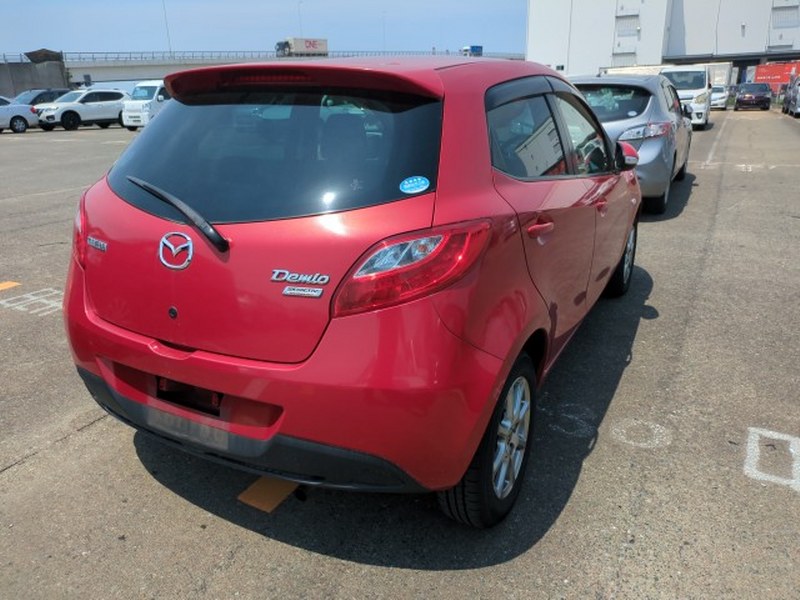 MAZDA DEMIO