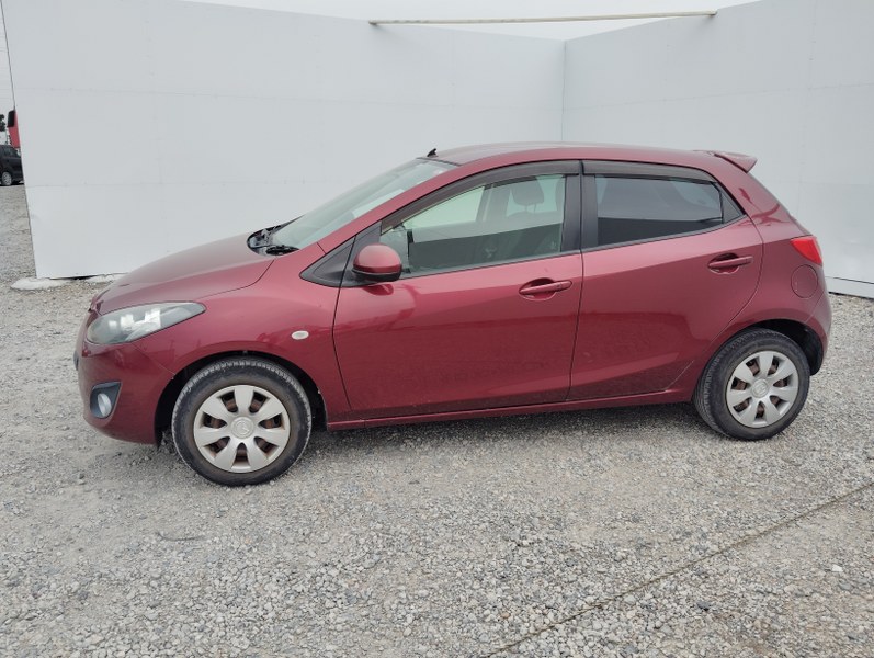 MAZDA	DEMIO