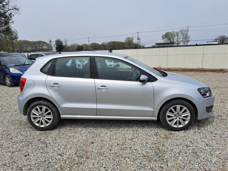 VOLKSWAGEN	POLO