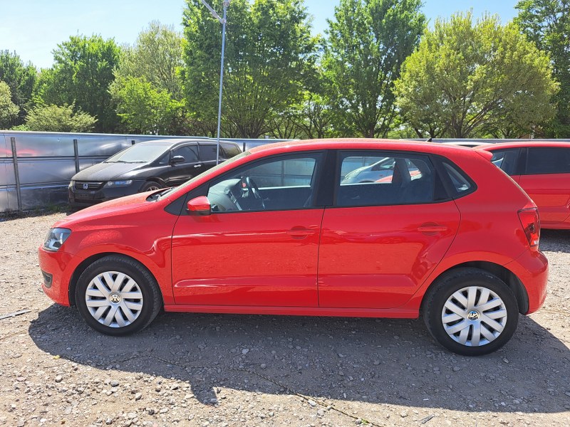 VOLKSWAGEN	POLO