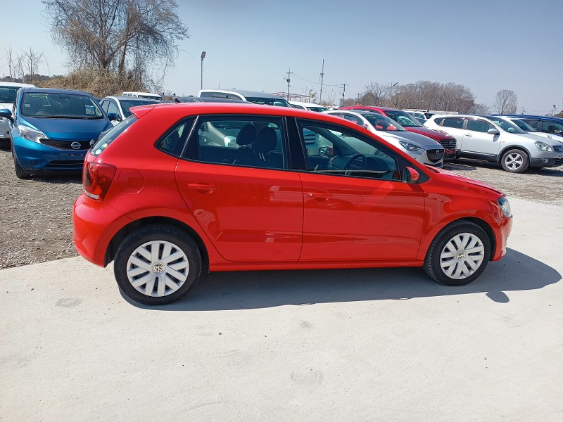VOLKSWAGEN	POLO