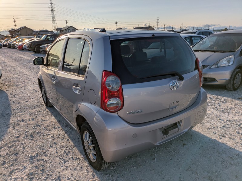 TOYOTA	PASSO