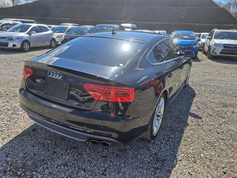 AUDI	S5