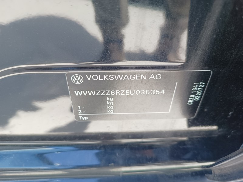 VOLKSWAGEN	POLO