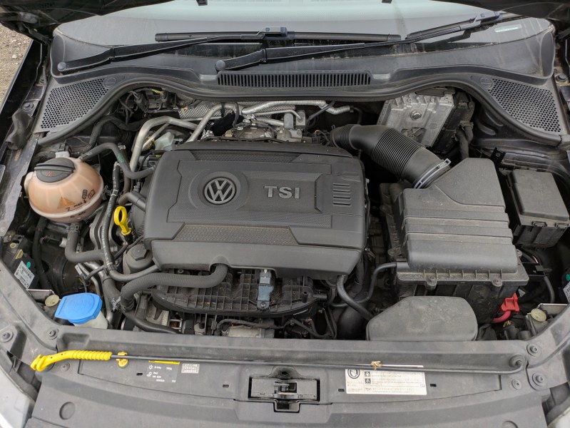 VOLKSWAGEN	POLO