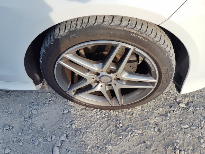 MERCEDES BENZ E CLASS