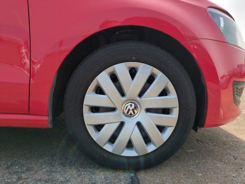 VOLKSWAGEN	POLO