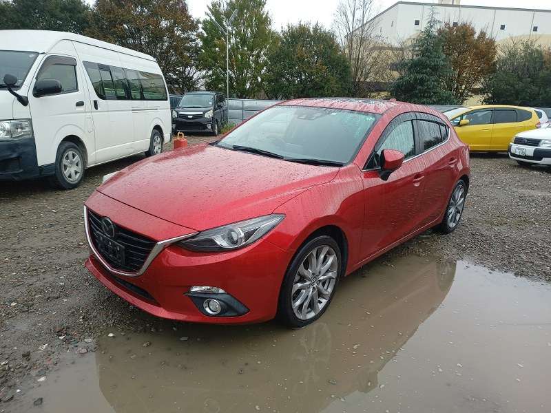 MAZDA	AXELA