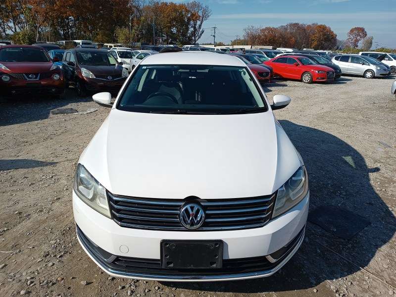 VOLKSWAGEN	PASSAT