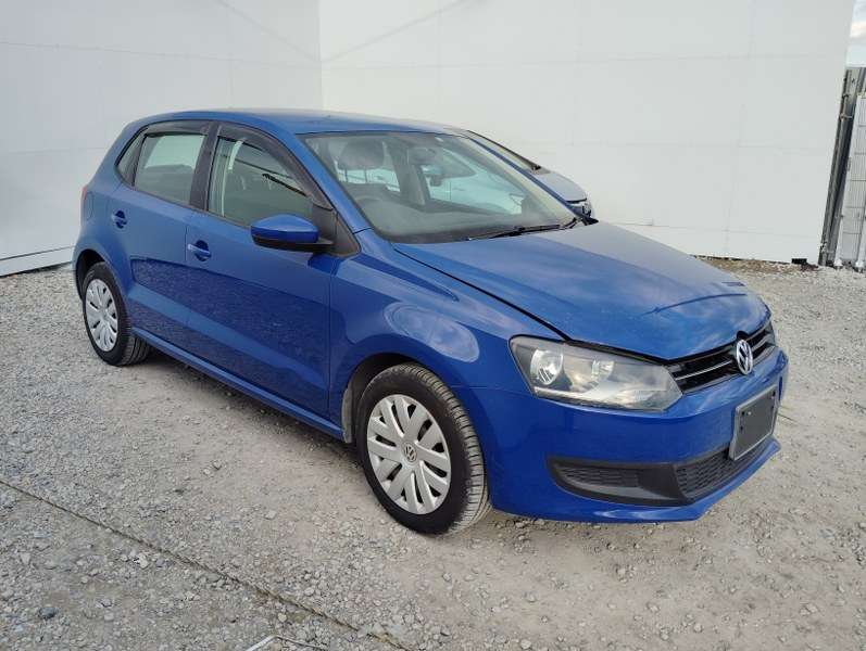 VOLKSWAGEN	POLO