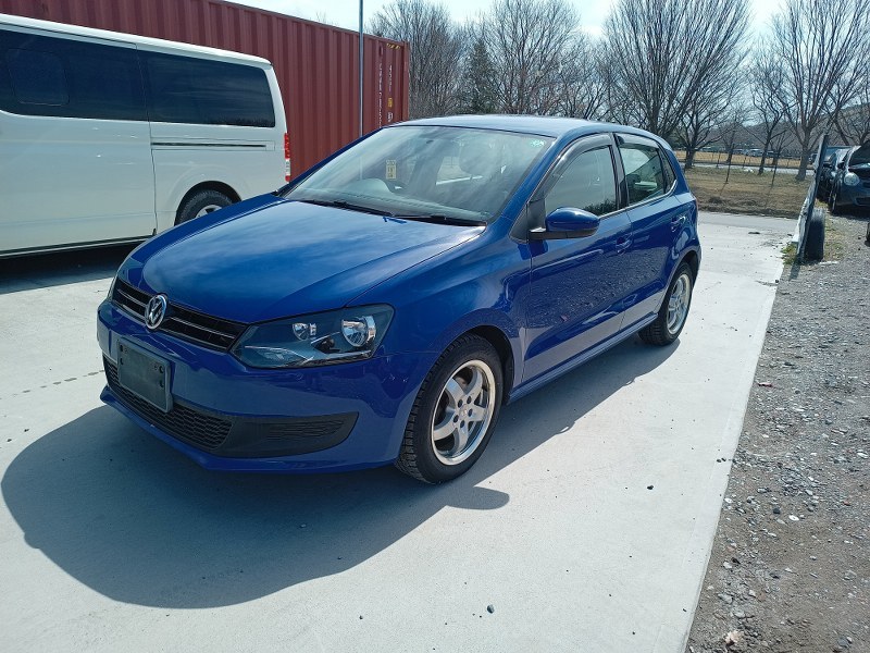VOLKSWAGEN	POLO