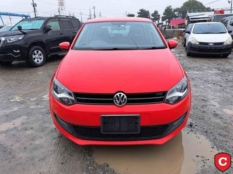 VOLKSWAGEN	POLO