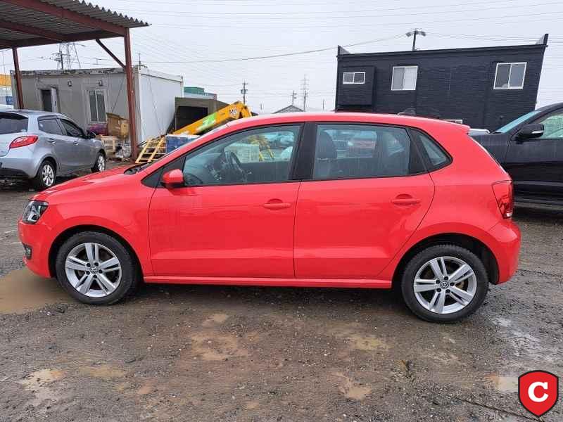 VOLKSWAGEN	POLO