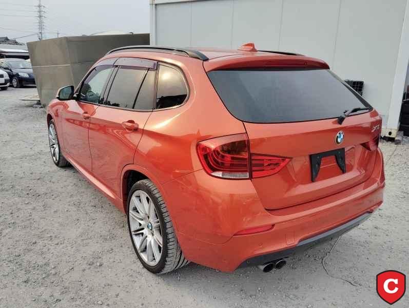 BMW 	X1