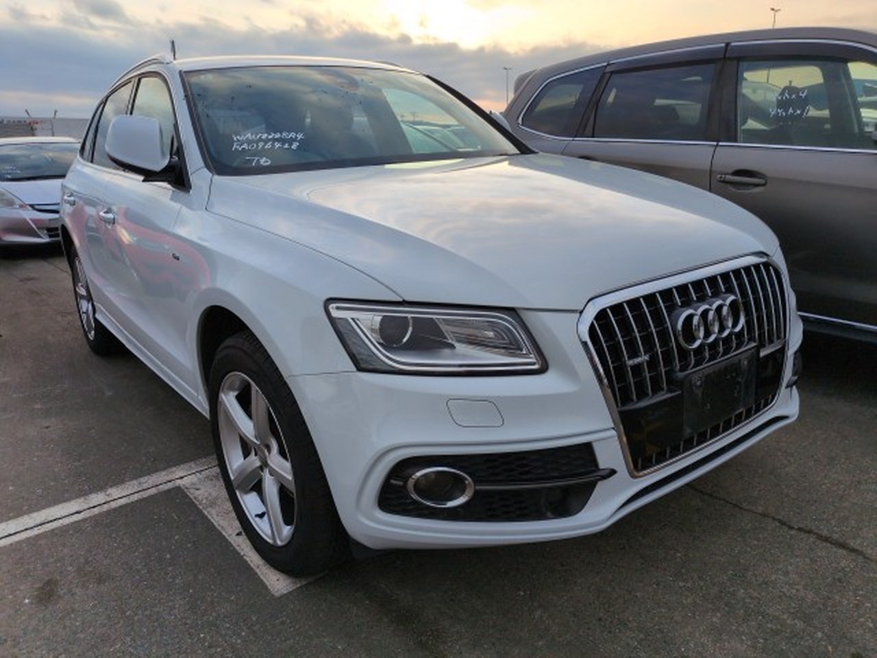 AUDI	Q5