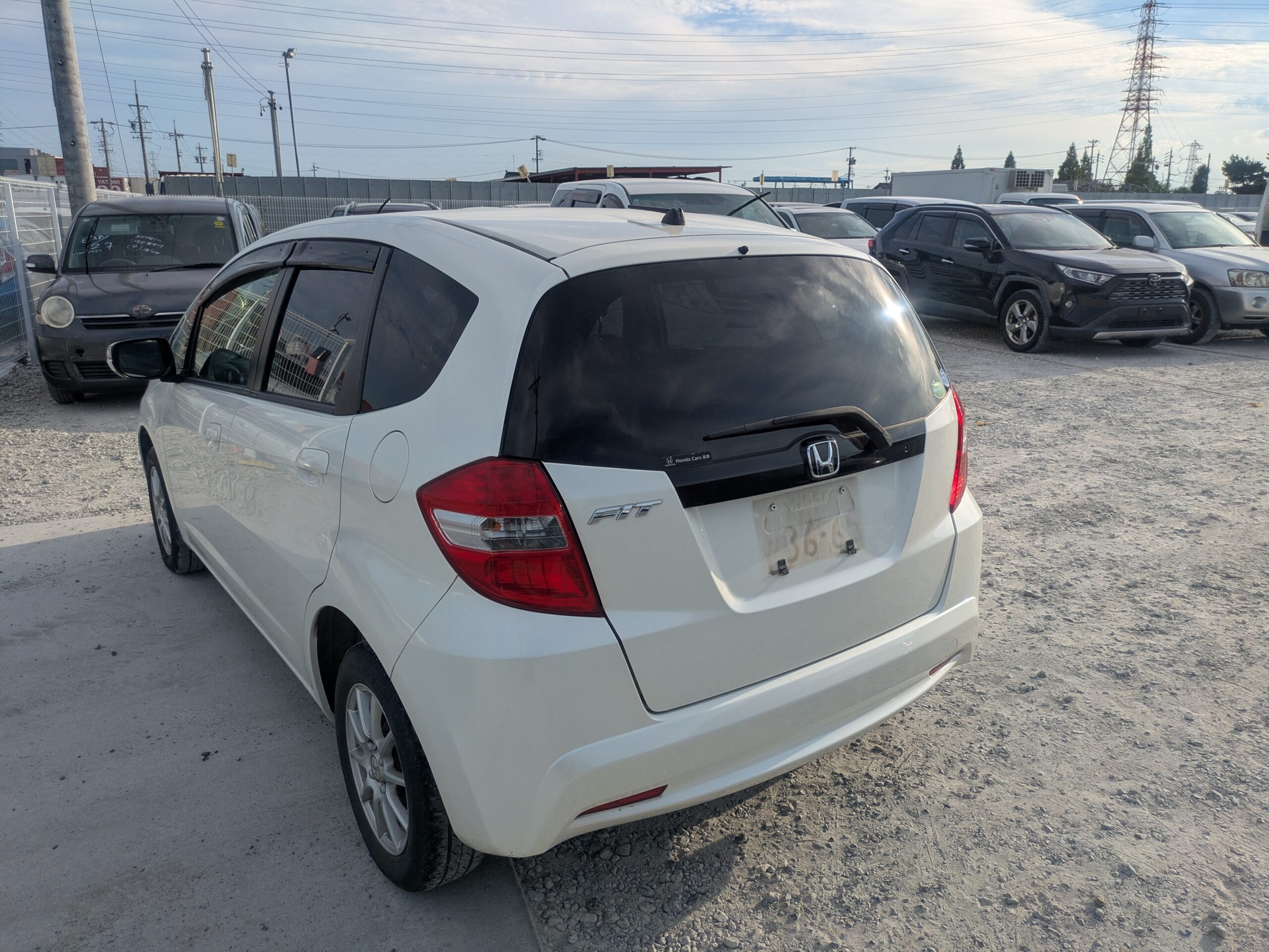 HONDA	FIT