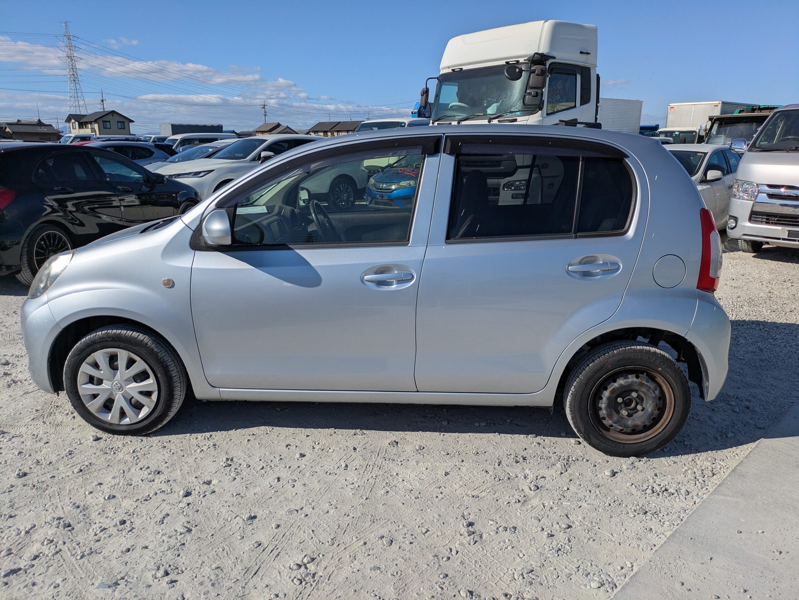 TOYOTA	PASSO