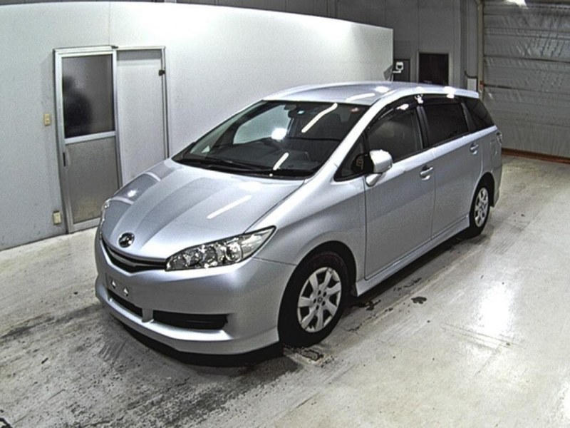 TOYOTA	WISH
