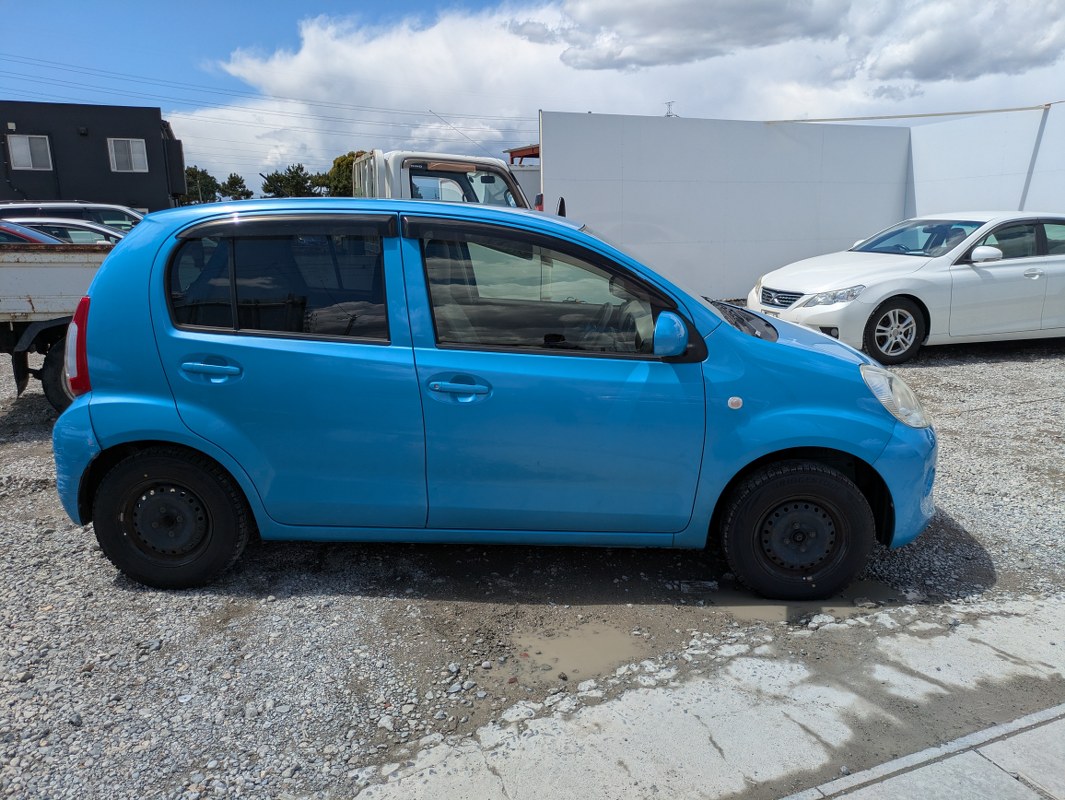 TOYOTA	PASSO