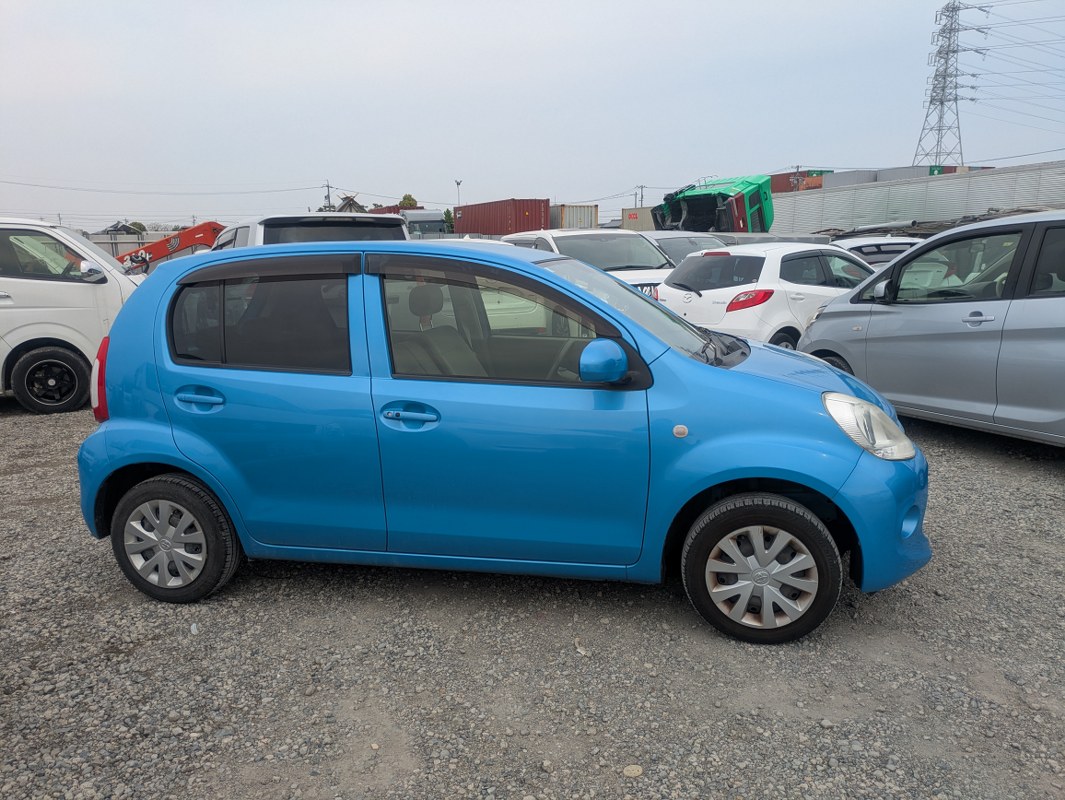 TOYOTA	PASSO