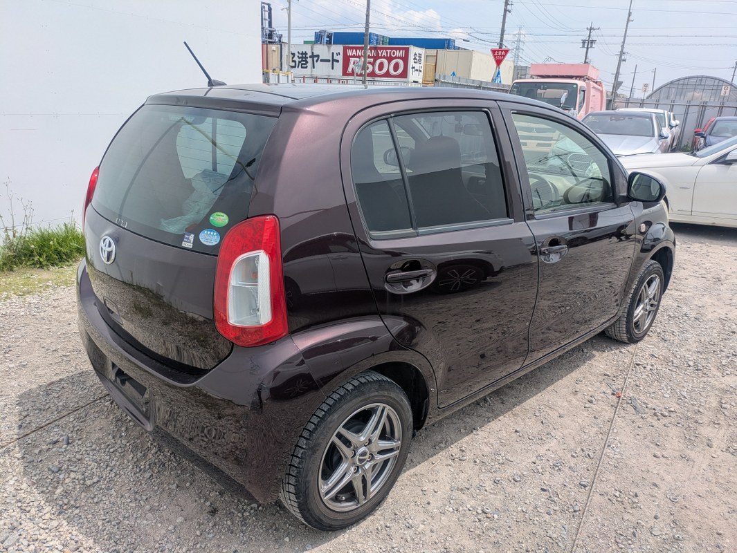 TOYOTA	PASSO