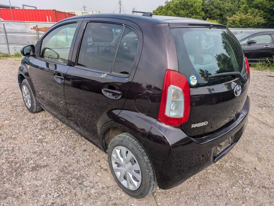 TOYOTA	PASSO