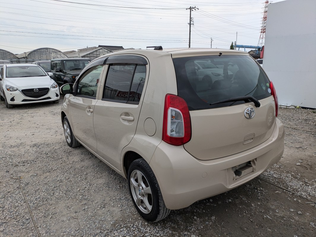 TOYOTA	PASSO