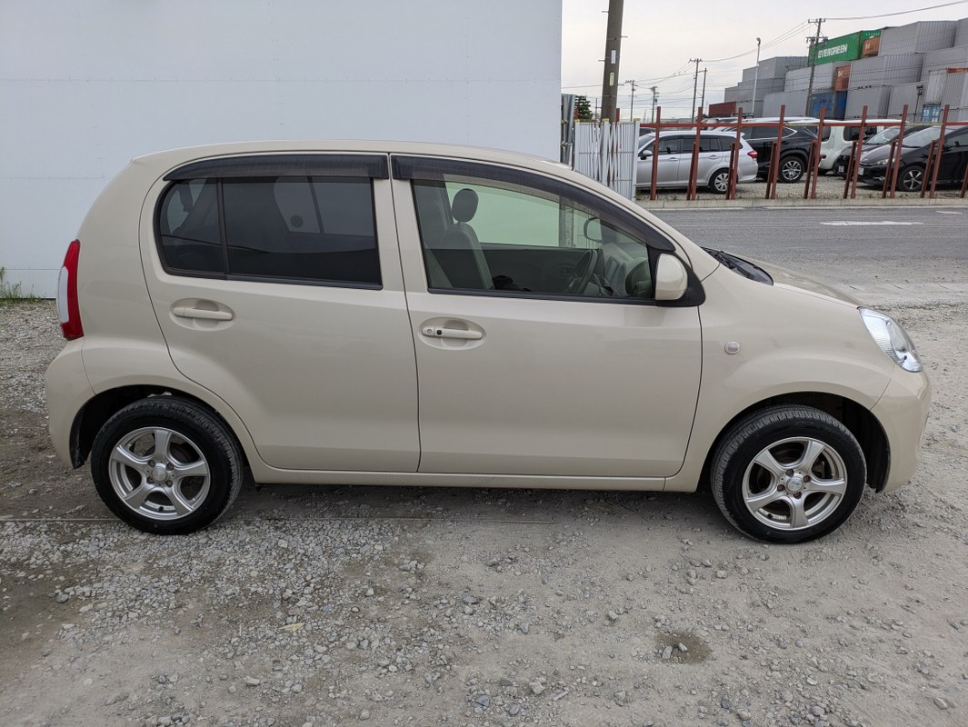 TOYOTA	PASSO