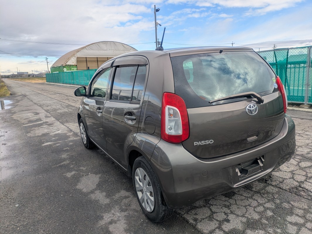 TOYOTA	PASSO