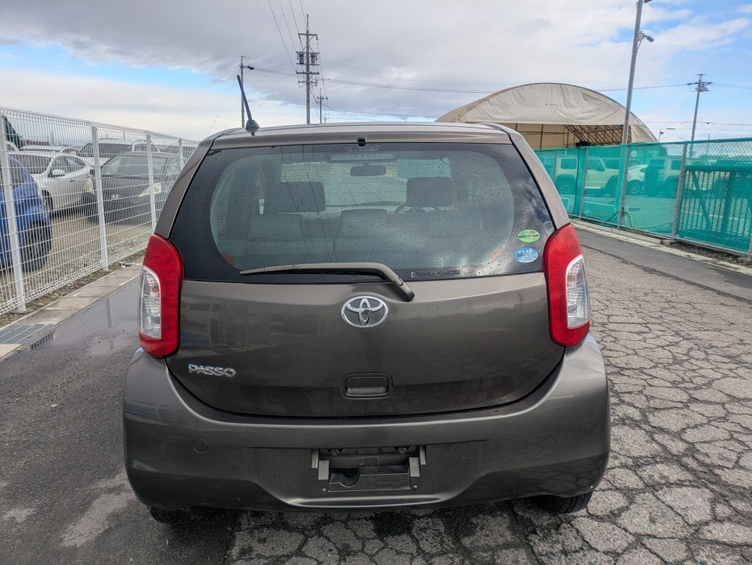 TOYOTA	PASSO