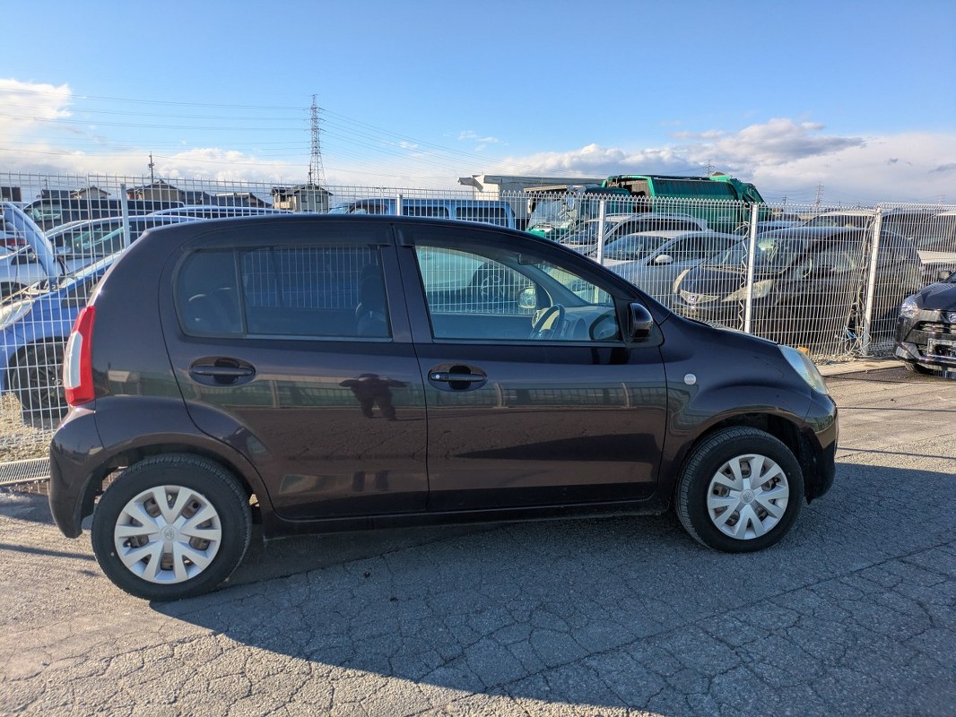 TOYOTA	PASSO