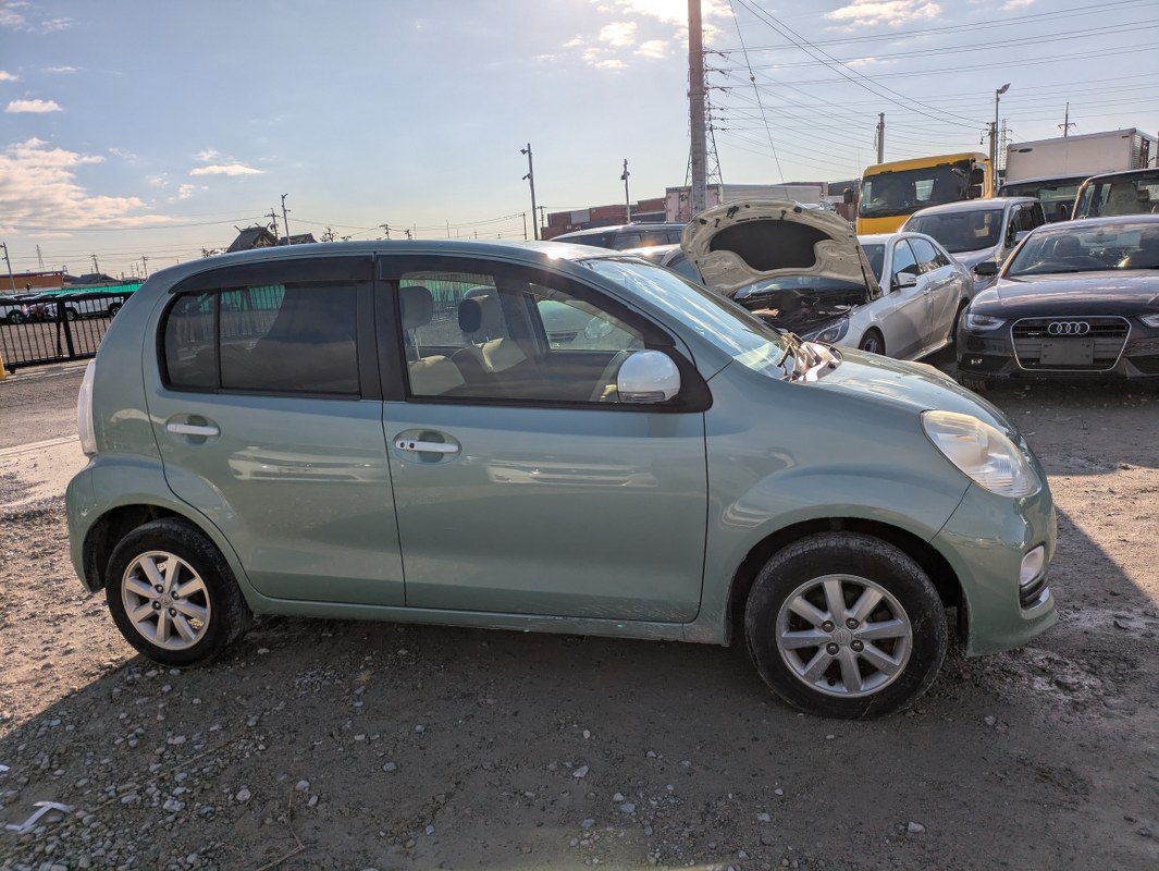 TOYOTA	PASSO