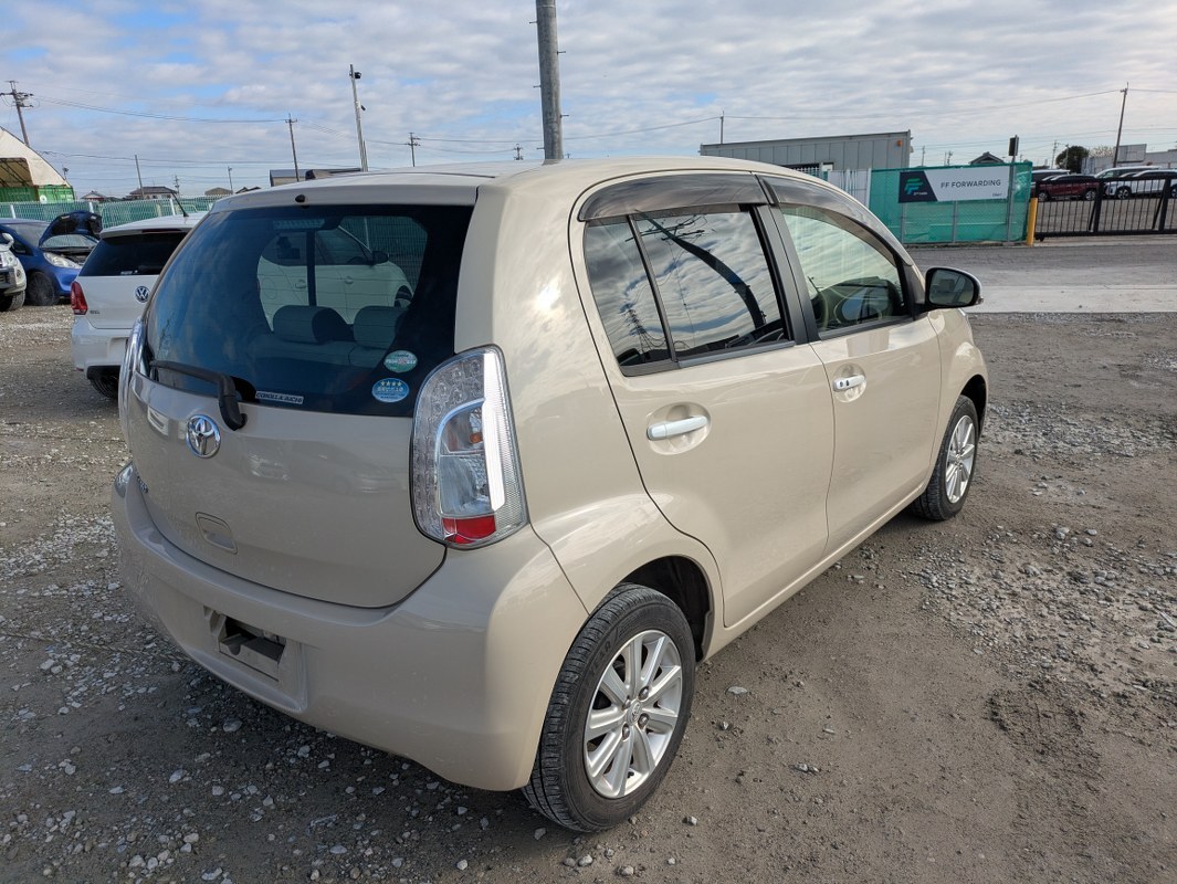 TOYOTA	PASSO