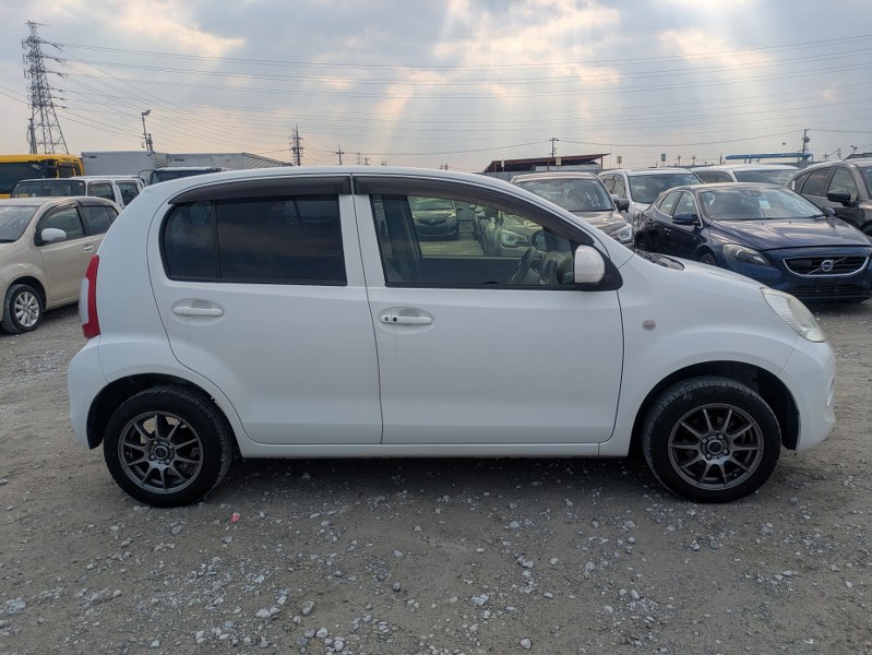 TOYOTA	PASSO