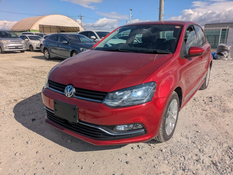 VOLKSWAGEN	POLO