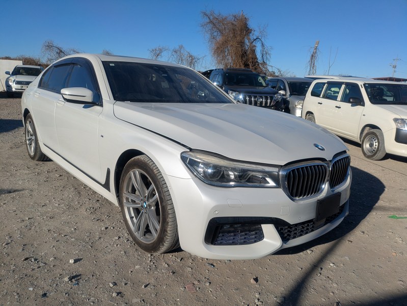 BMW 7 SERIES