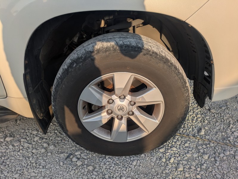 TOYOTA Land Cruiser Prado