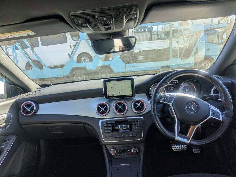 MERCEDES-BENZ CLA CLASS