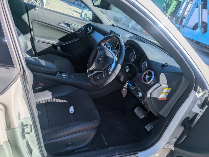 MERCEDES-BENZ CLA CLASS